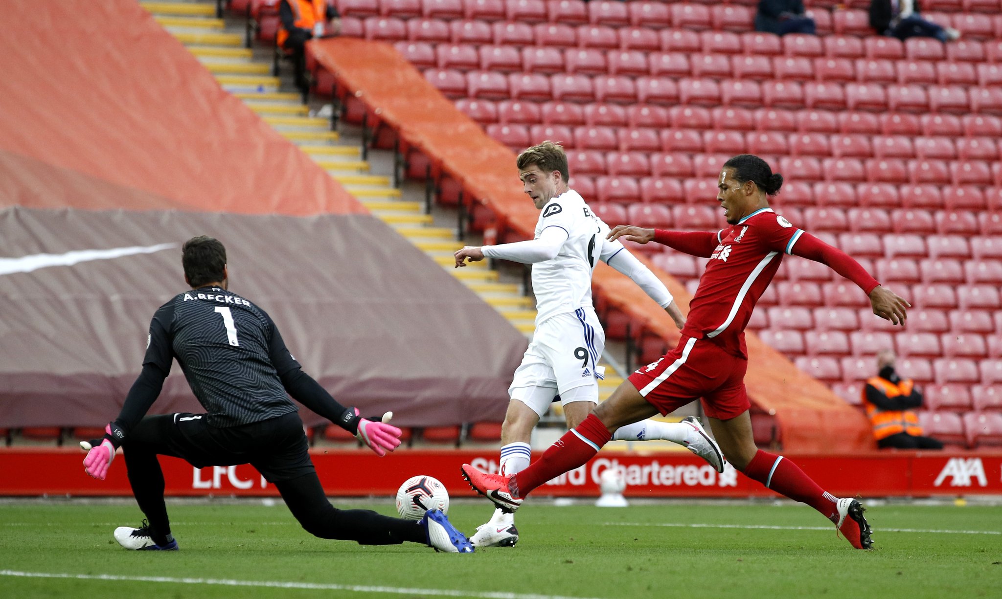 关的争议都 关的争议都