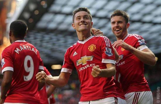 阿莫林：我们没有帮助霍伊伦 球队没创造很多机会.